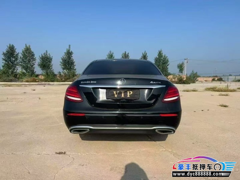 20年奔驰E轿车抵押车出售