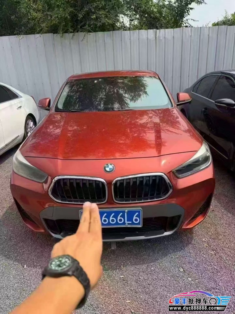 抵押车出售19年宝马X2轿车