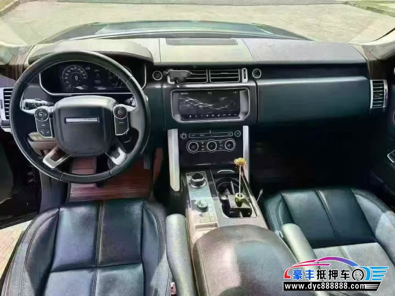 17年路虎揽胜行政轿车抵押车出售
