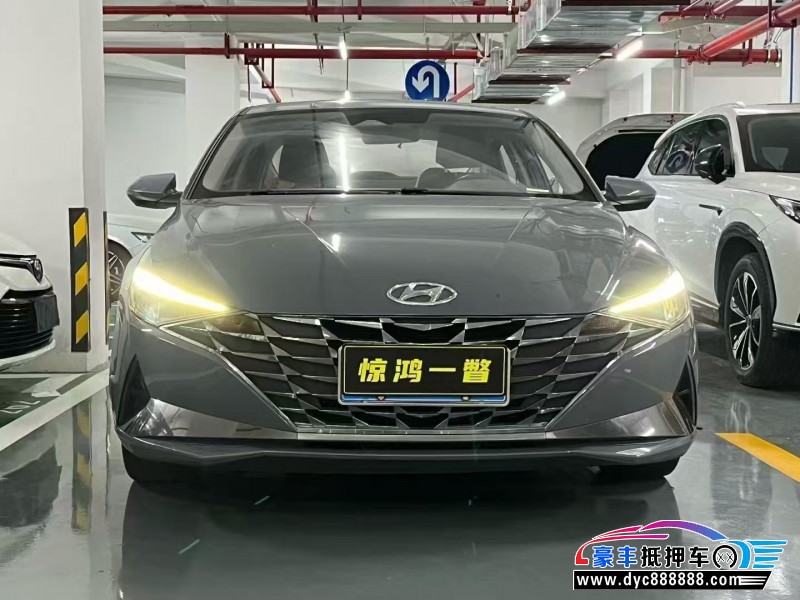 抵押车出售21年现代伊兰特轿车