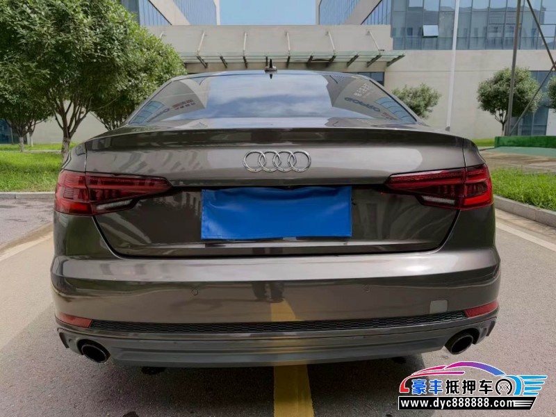 18年奥迪A4L轿车抵押车出售