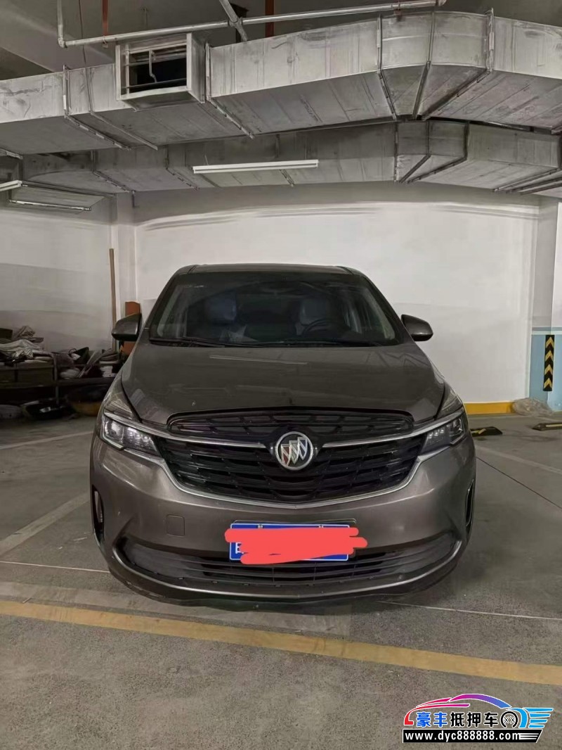 抵押车出售22年别克GL8轿车