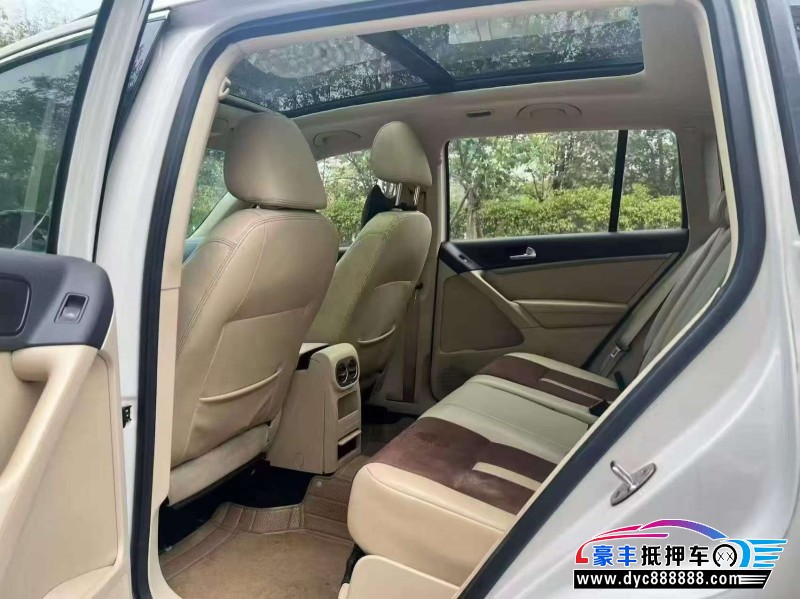 15年大众途观轿车抵押车出售