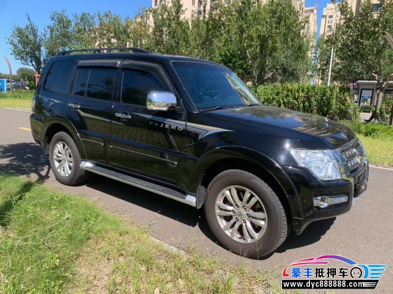 20年三菱帕杰罗SUV抵押车出售