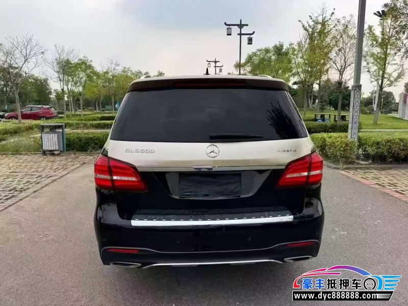 17年奔驰GLS轿车抵押车出售