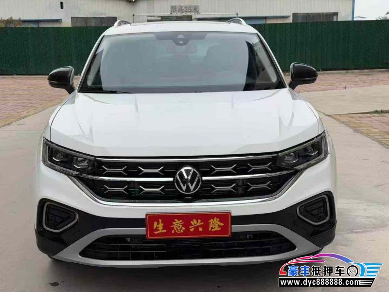 抵押车出售23年大众探岳轿车