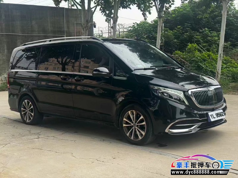 21年奔驰V轿车抵押车出售