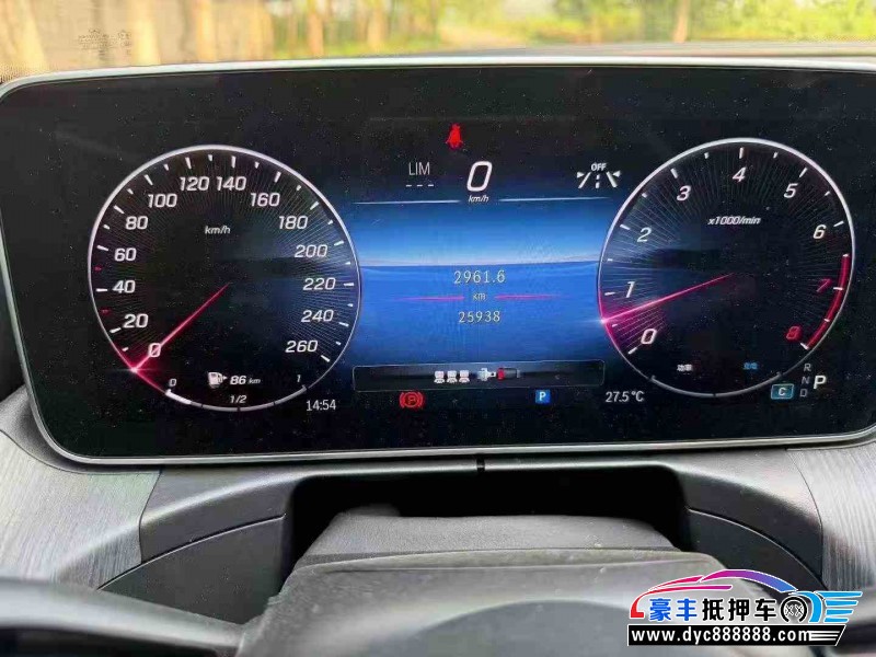 23年奔驰C轿车抵押车出售