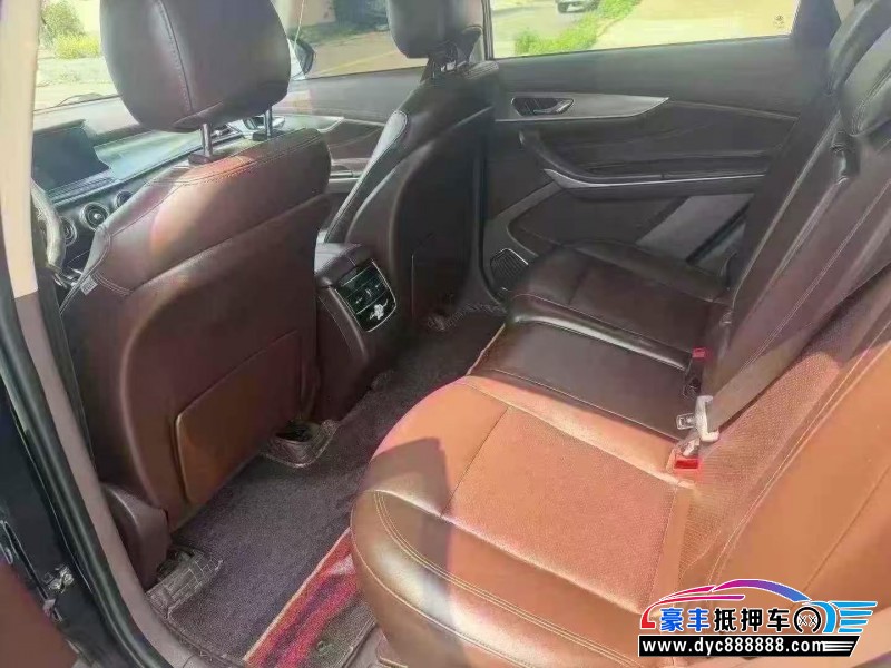 18年猎豹汽车迈途轿车抵押车出售