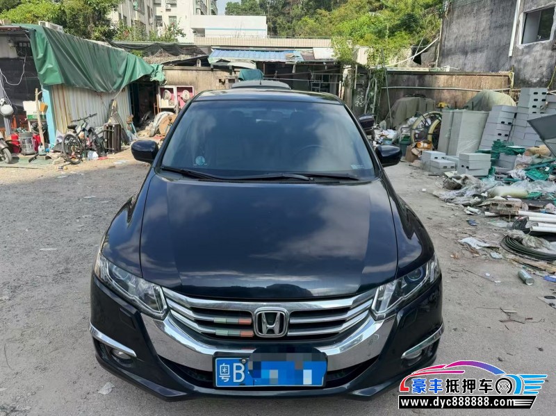 抵押车出售13年本田奥德赛轿车