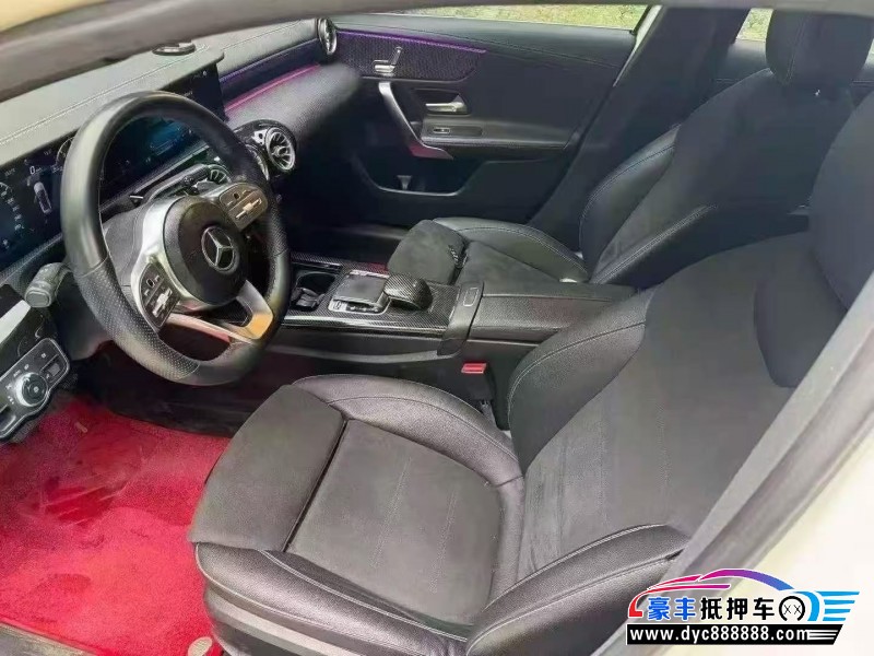 20年奔驰A轿车抵押车出售