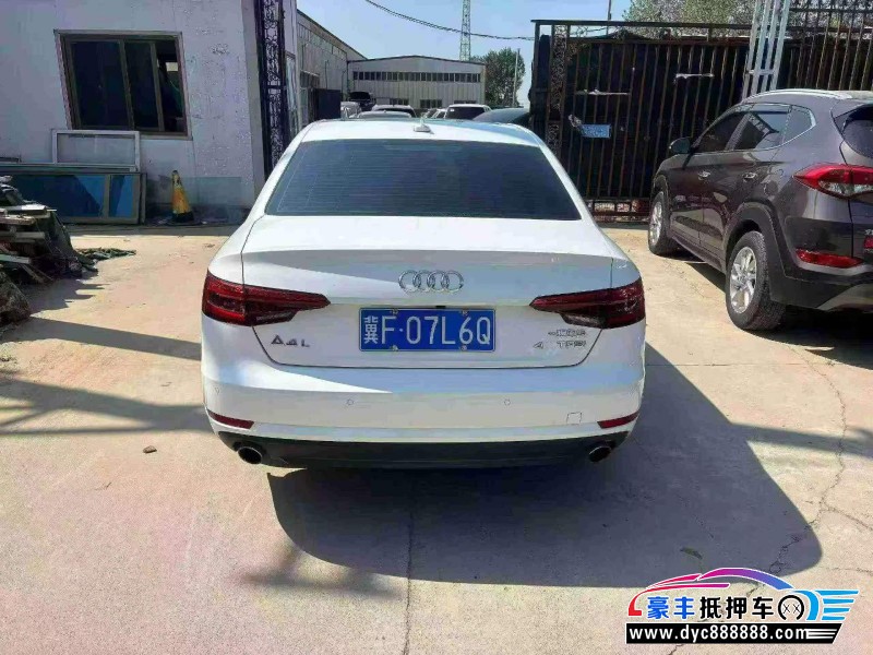 17年奥迪A4轿车抵押车出售
