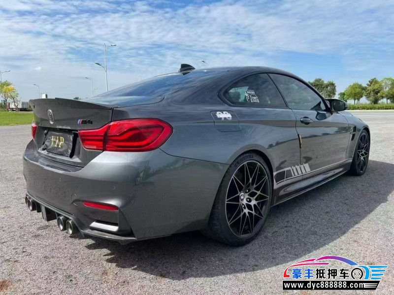 18年宝马M4轿车抵押车出售