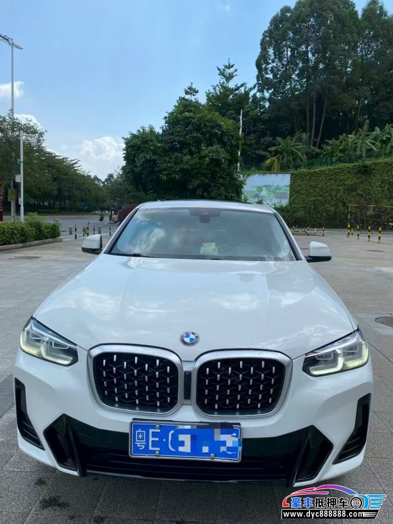 抵押车出售22年宝马X4轿车