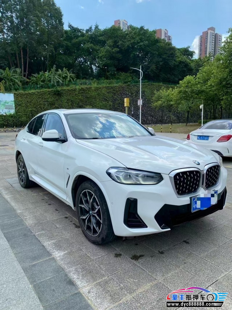 22年宝马X4轿车抵押车出售