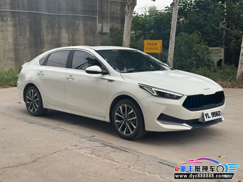21年起亚K3轿车抵押车出售