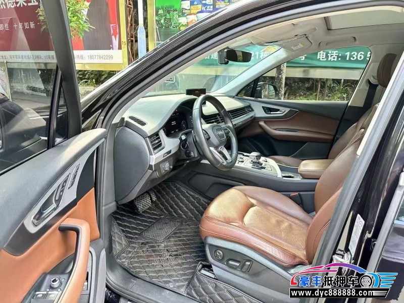 18年奥迪Q7轿车抵押车出售