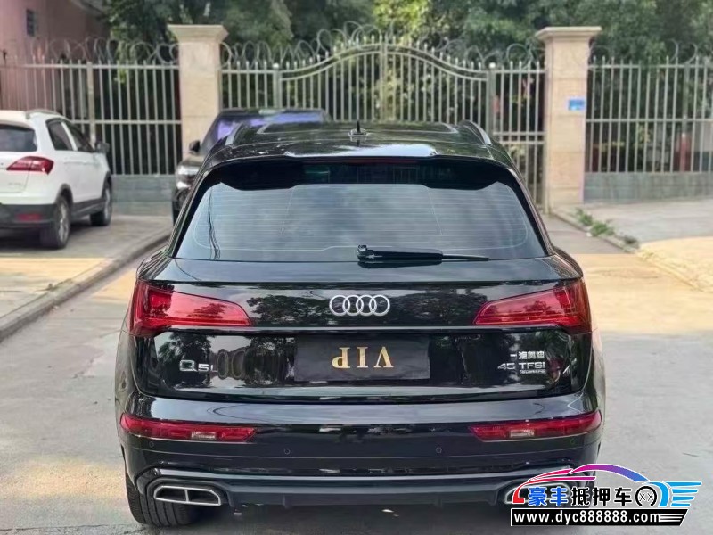 25年奥迪Q5轿车抵押车出售
