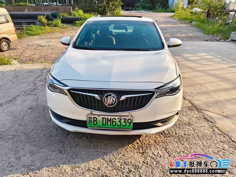 抵押车出售20年别克英朗轿车