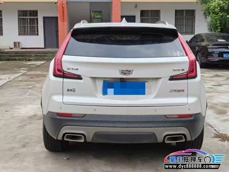 21年凯迪拉克XT4轿车抵押车出售