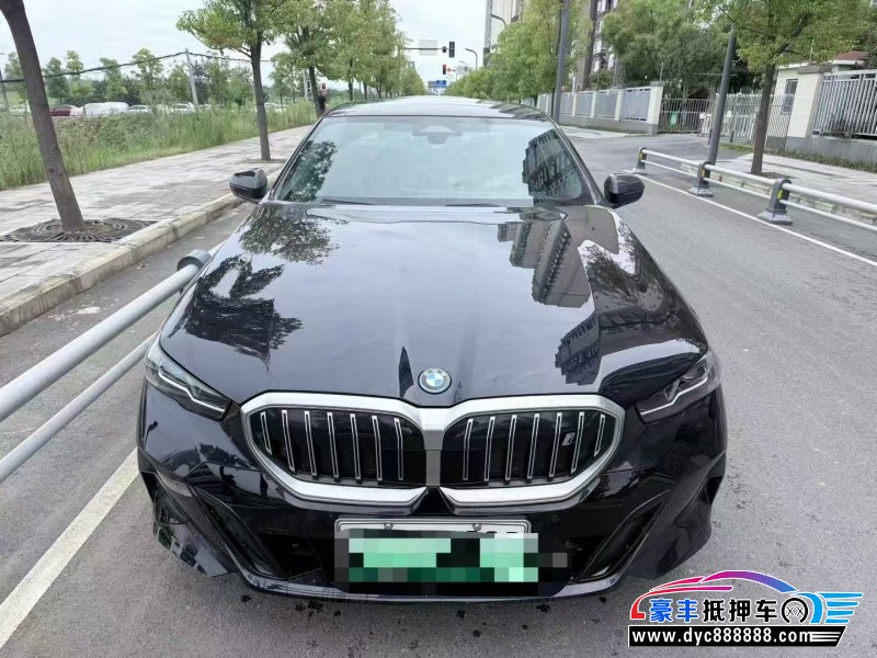 24年宝马i5轿车抵押车出售