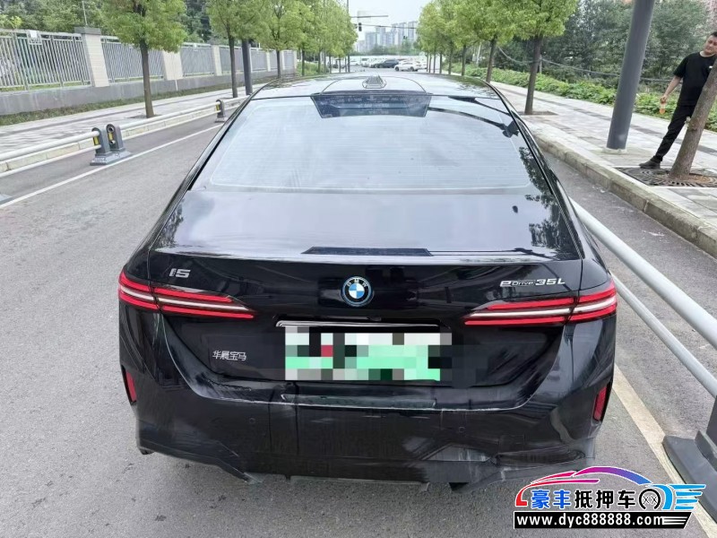 24年宝马i5轿车抵押车出售