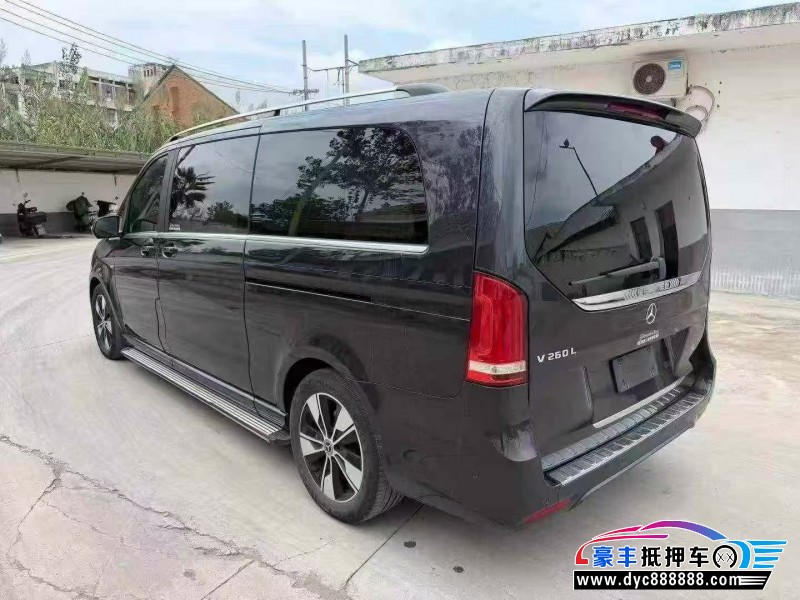 21年奔驰V轿车抵押车出售