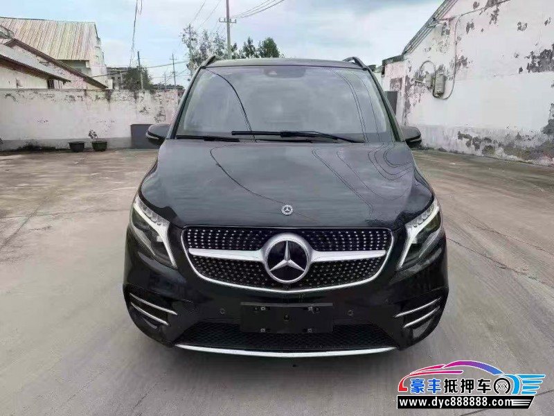 21年奔驰V轿车抵押车出售