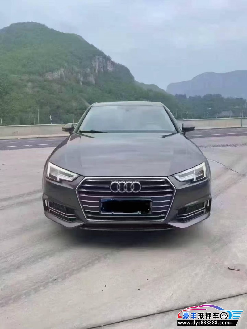 抵押车出售19年奥迪A4轿车