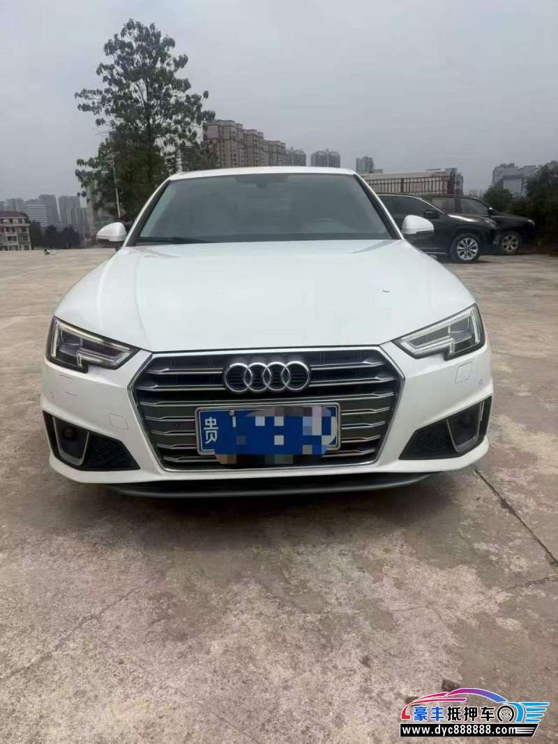 抵押车出售19年奥迪A4轿车