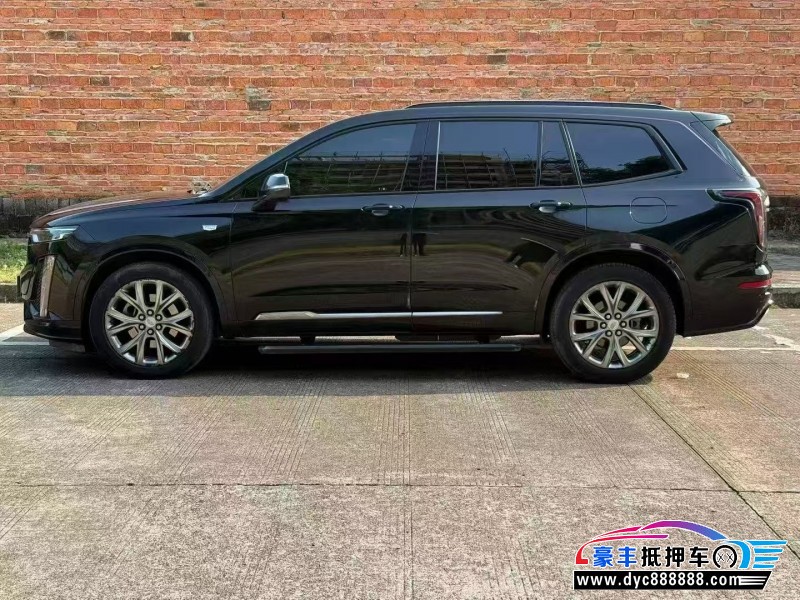 20年凯迪拉克xt6轿车抵押车出售