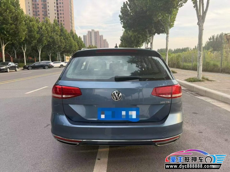 18年大众迈腾轿车抵押车出售