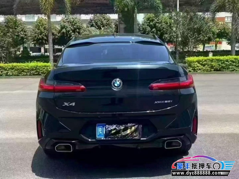 24年宝马X4SUV抵押车出售