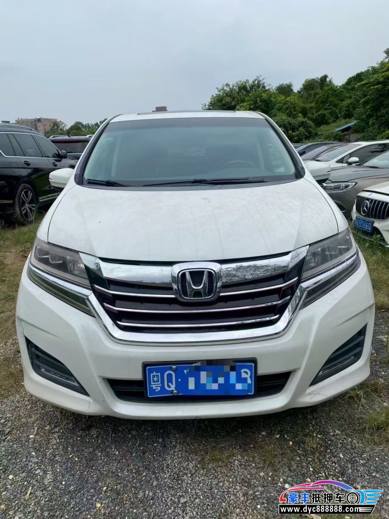 抵押车出售17年本田艾力绅轿车