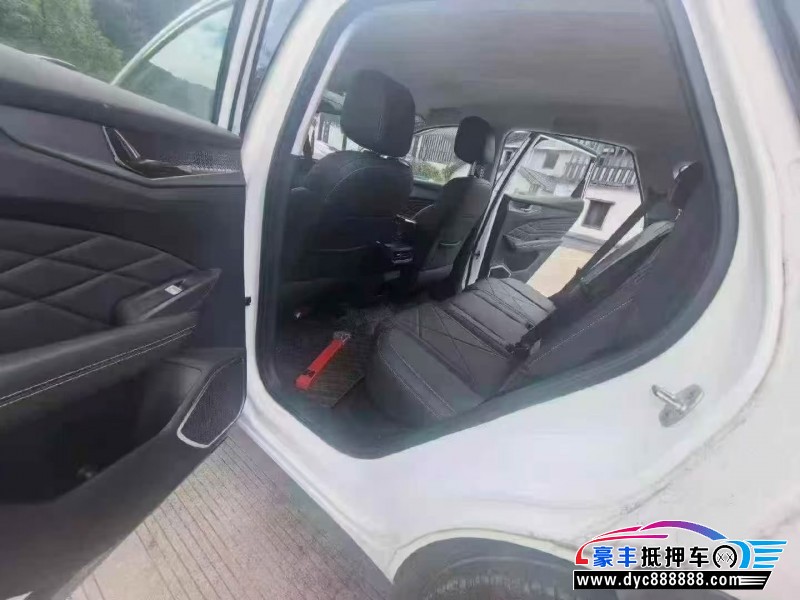 25年凯翼昆仑轿车抵押车出售