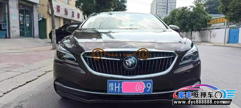 抵押车出售18年别克君越轿车