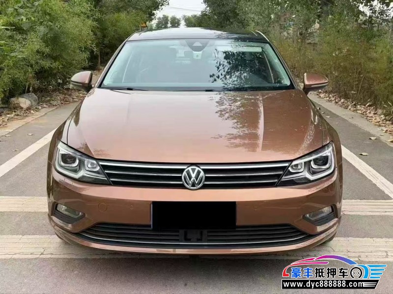 抵押车出售15年大众凌渡轿车