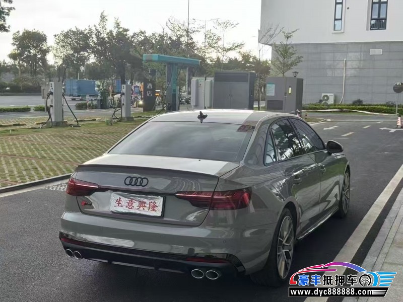 21年奥迪S4轿车抵押车出售