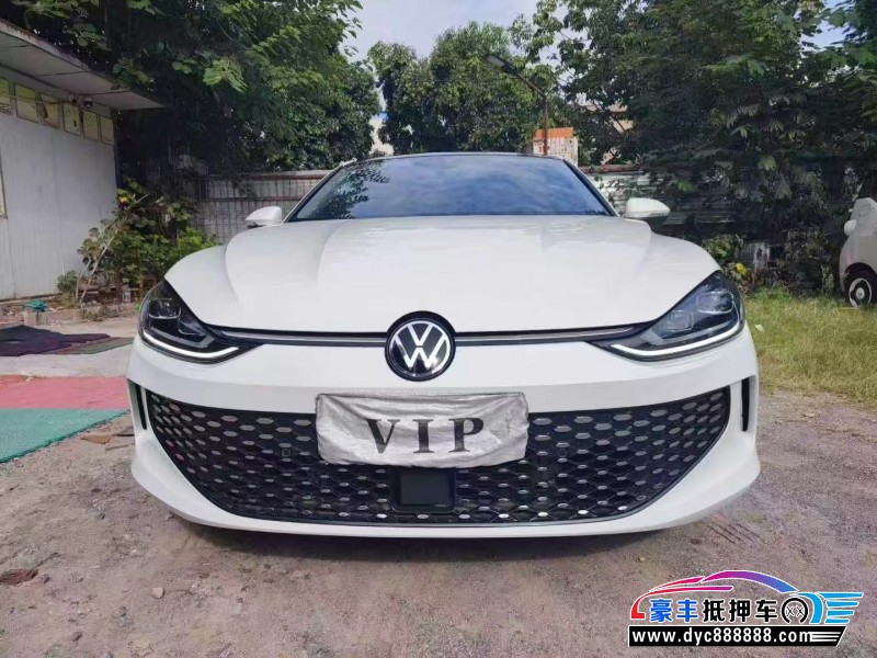 抵押车出售24年大众凌渡轿车