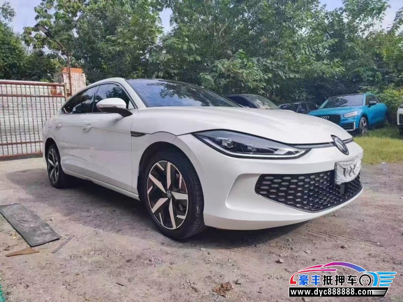 24年大众凌渡轿车抵押车出售
