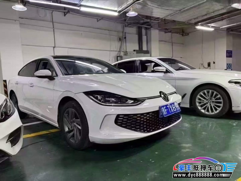 25年大众凌渡轿车抵押车出售