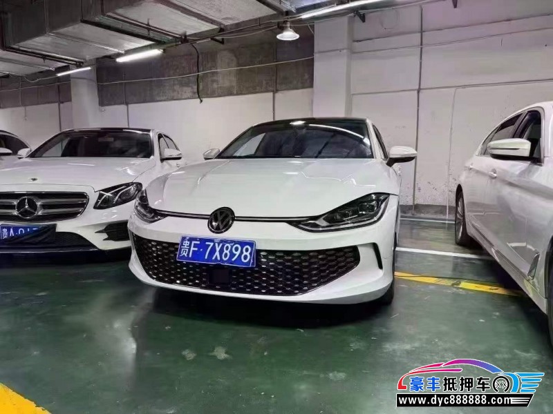 抵押车出售25年大众凌渡轿车