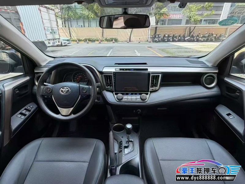 16年丰田RAV4轿车抵押车出售