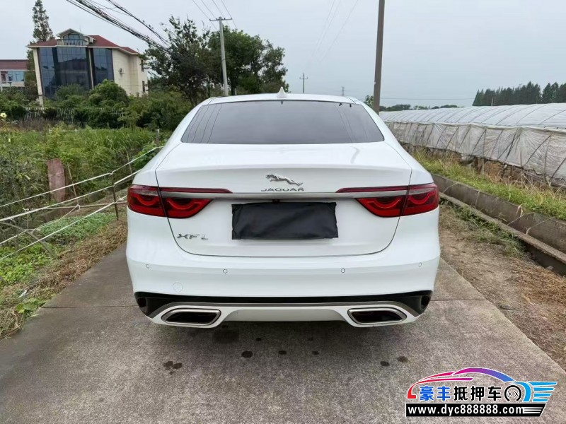 22年捷豹XFL轿车抵押车出售