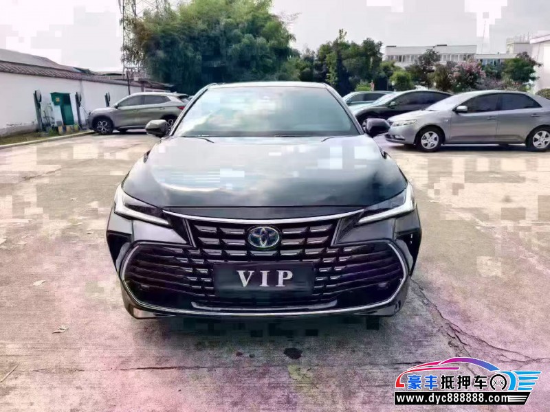 抵押车出售24年丰田亚洲龙轿车