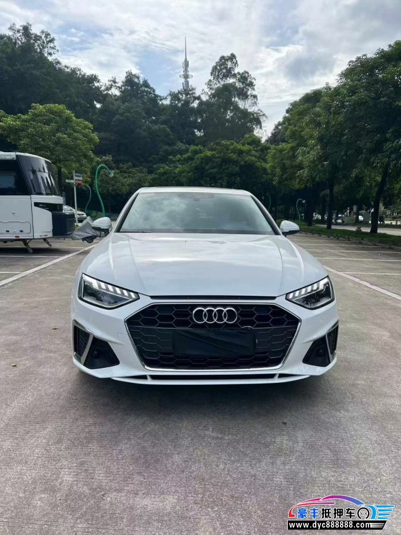 抵押车出售24年奥迪A4轿车