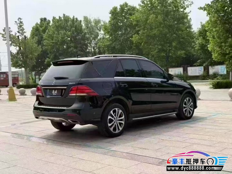 17年奔驰GLE轿车抵押车出售