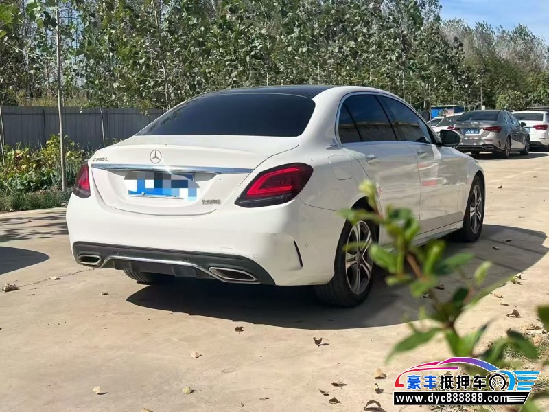 19年奔驰C轿车抵押车出售