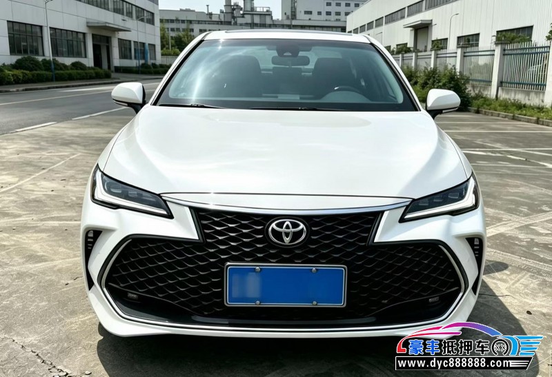 抵押车出售23年丰田亚洲龙轿车