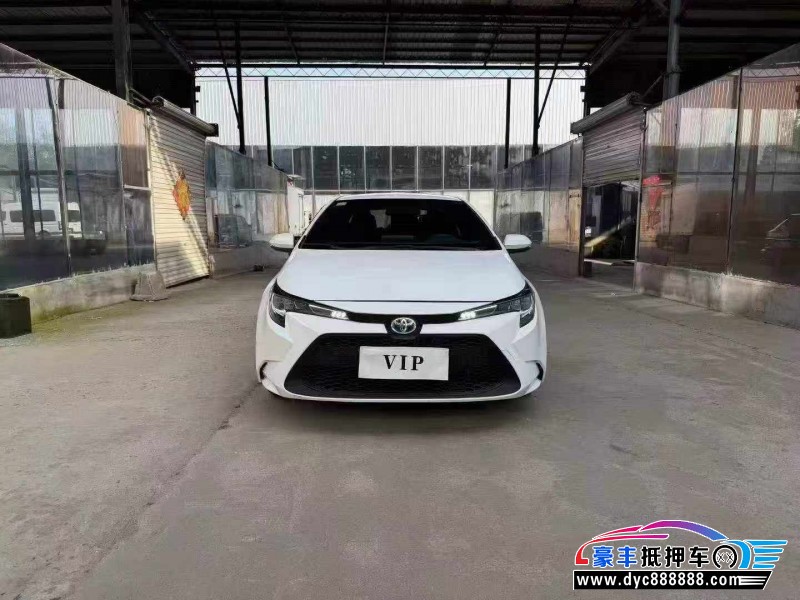 抵押车出售23年丰田雷凌轿车